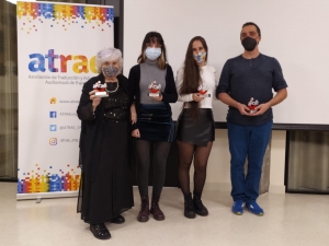 Los premiados Ana María Simón, Fátima Parejo, Eva Ruano y Luis Aznar Otín en la sede de DAMA 